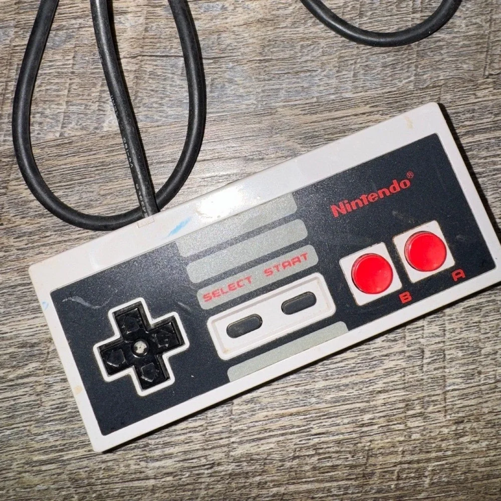 Nintendo‎ NES Controller Model NES-004 Original Wired Gamepad Made in Japan